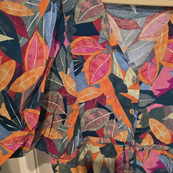 Cupshe Tropical Romper Boho Vacation Resort Outfit (🌺🌴 HOST PICK 🌺🌴) - Picture 3 of 6